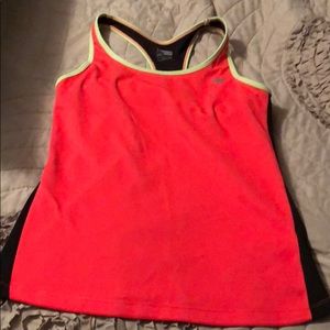 Medium New Balance Workout Top